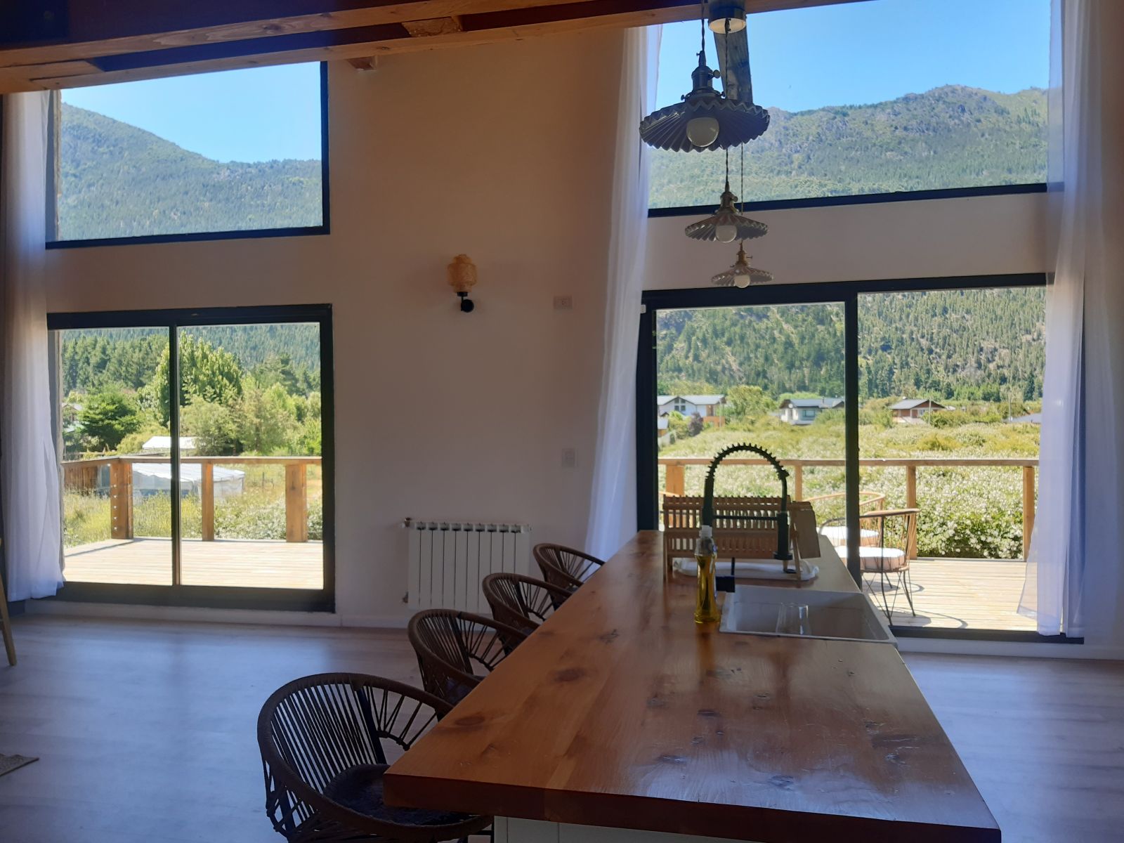 (065) LAGO PUELO Casa PREMIUM de 341mts2, con 1000 m2 de terreno en Villa del Lago — foto 3