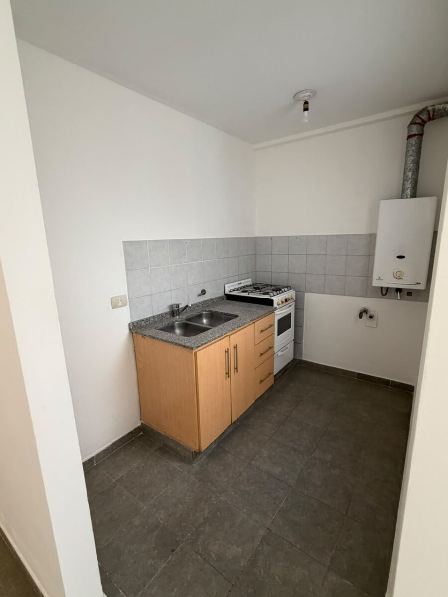 ALQUILER DEPTO 1 DORMITORIO ALTO ALBERDI - 4