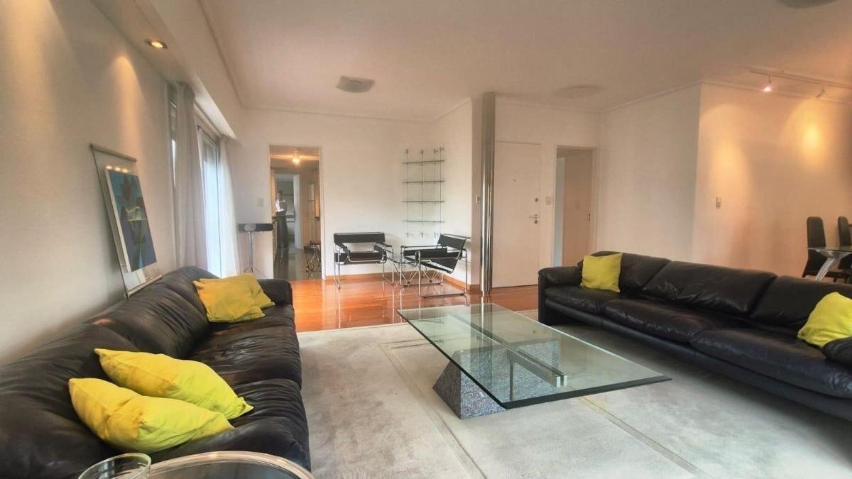 Recoleta, Laprida 1300, 5 amb, 156m2 ( 140m2 cubiertos), u$s 2,800 + expensas + servicios. - 1