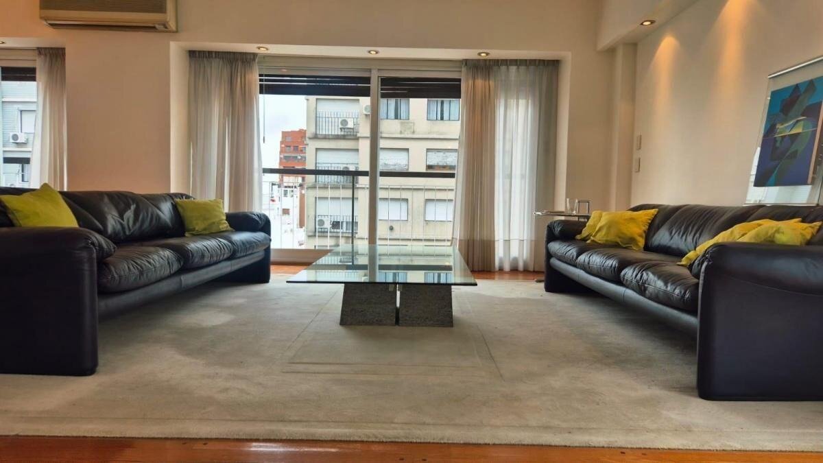 Recoleta, Laprida 1300, 5 amb, 156m2 ( 140m2 cubiertos), u$s 2,800 + expensas + servicios. - 2