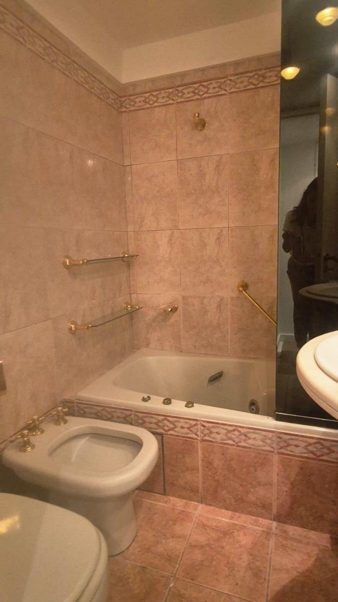 Recoleta, Laprida 1300, 5 amb, 156m2 ( 140m2 cubiertos), u$s 2,800 + expensas + servicios. - 21