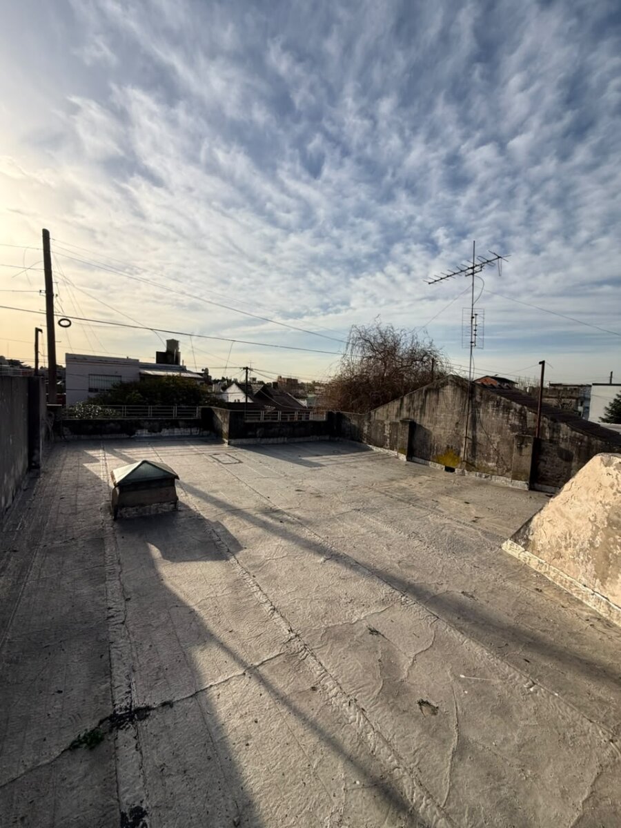 Venta de Casa 3 Ambientes en Moron Sur - 27