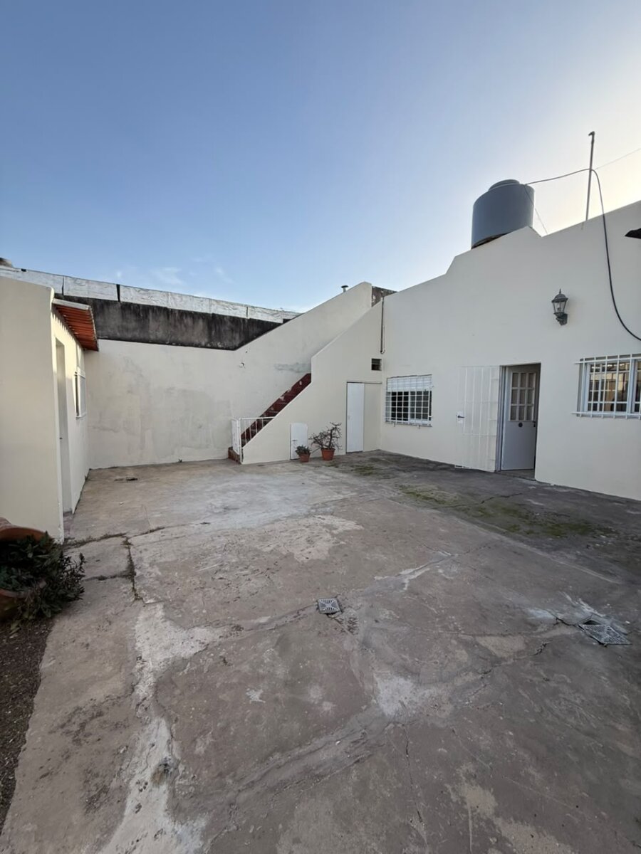 Venta de Casa 3 Ambientes en Moron Sur - 21