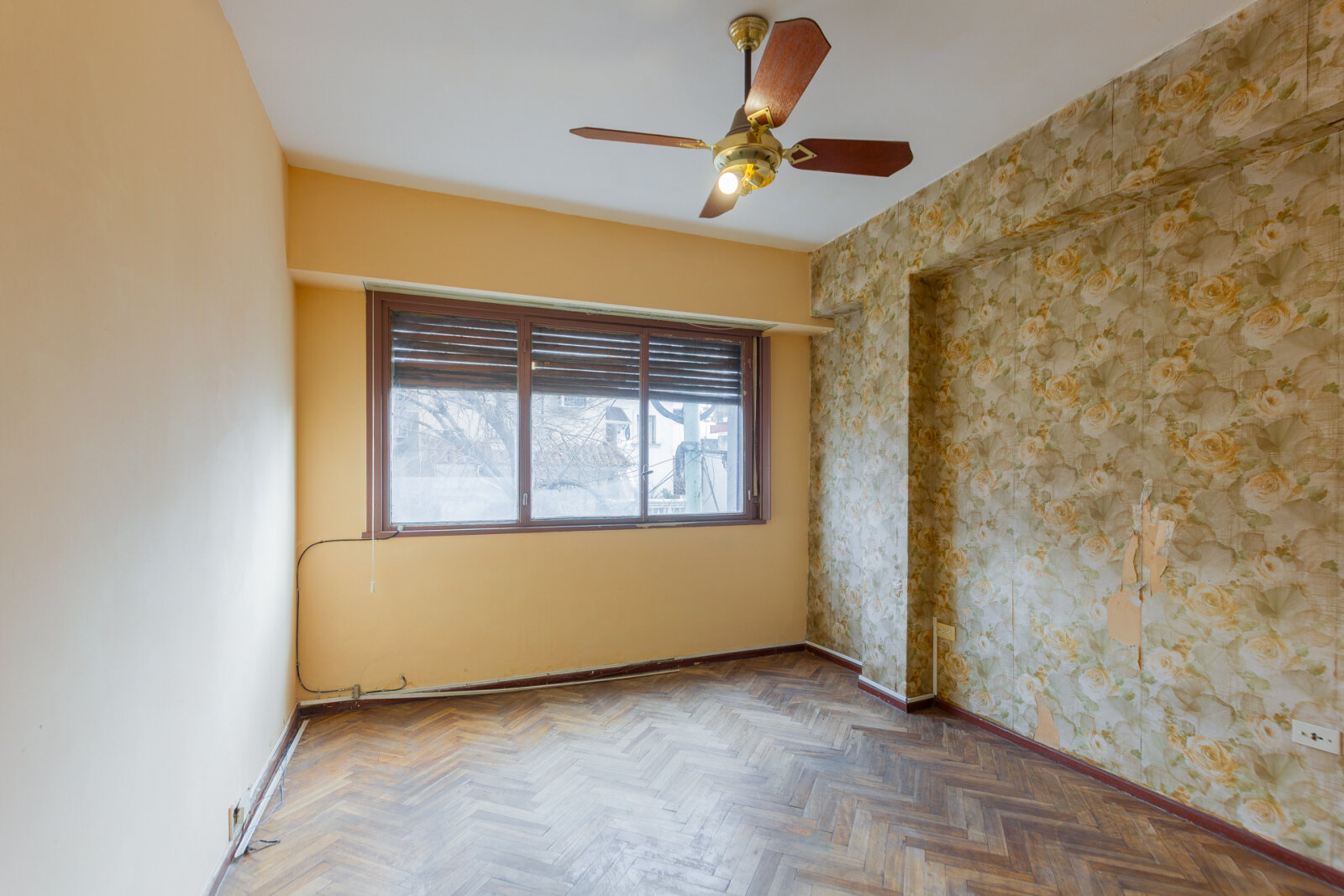 VENTA. DEPARTAMENTO 2 AMBIENTES. APTO CREDITO. FLORESTA - 5