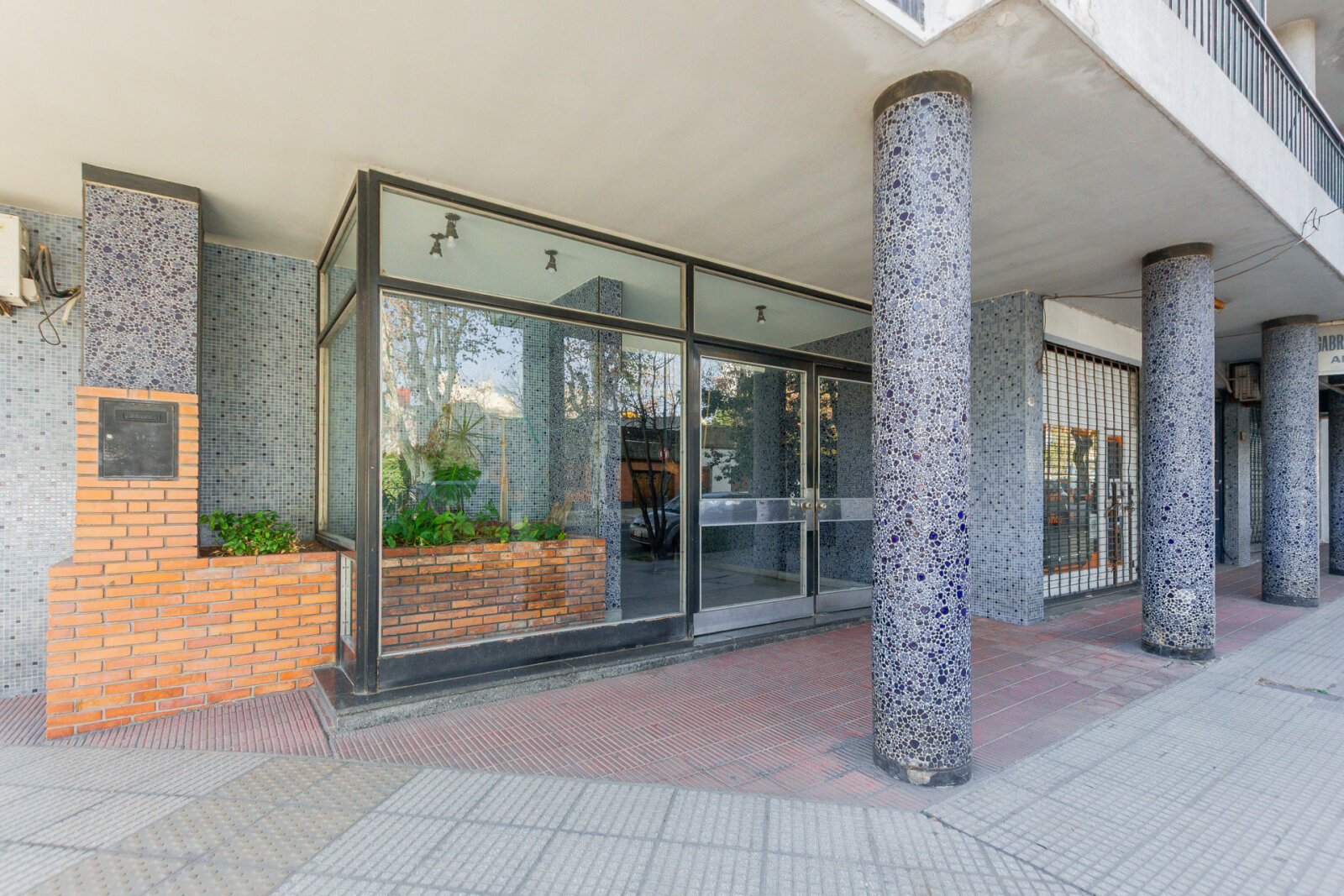 VENTA. DEPARTAMENTO 2 AMBIENTES. APTO CREDITO. FLORESTA - 23