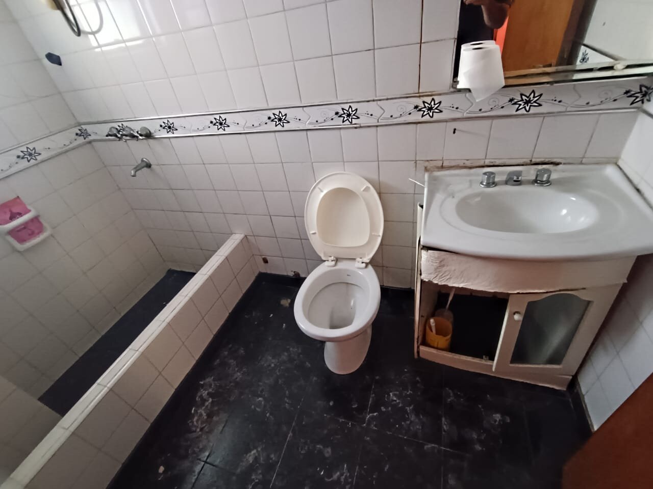 DPTO TIPO CASA 4 AMBIENTES BARRIO EMAUS, Tabaré 6100 - Villa Lugano - 9