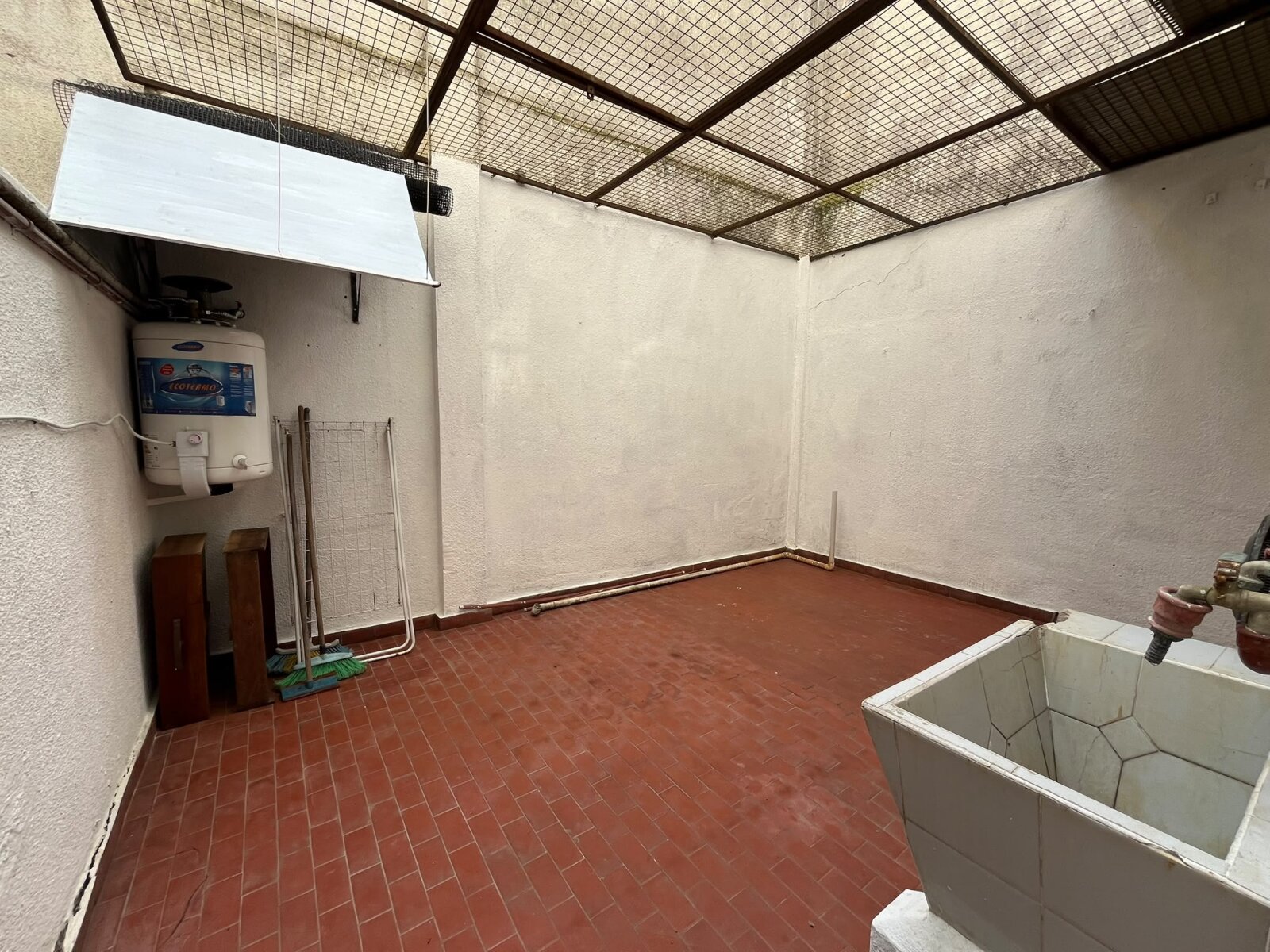 DEPARTAMENTO 1 AMB CON PATIO - ALQUILER - RAMOS MEJIA - 8