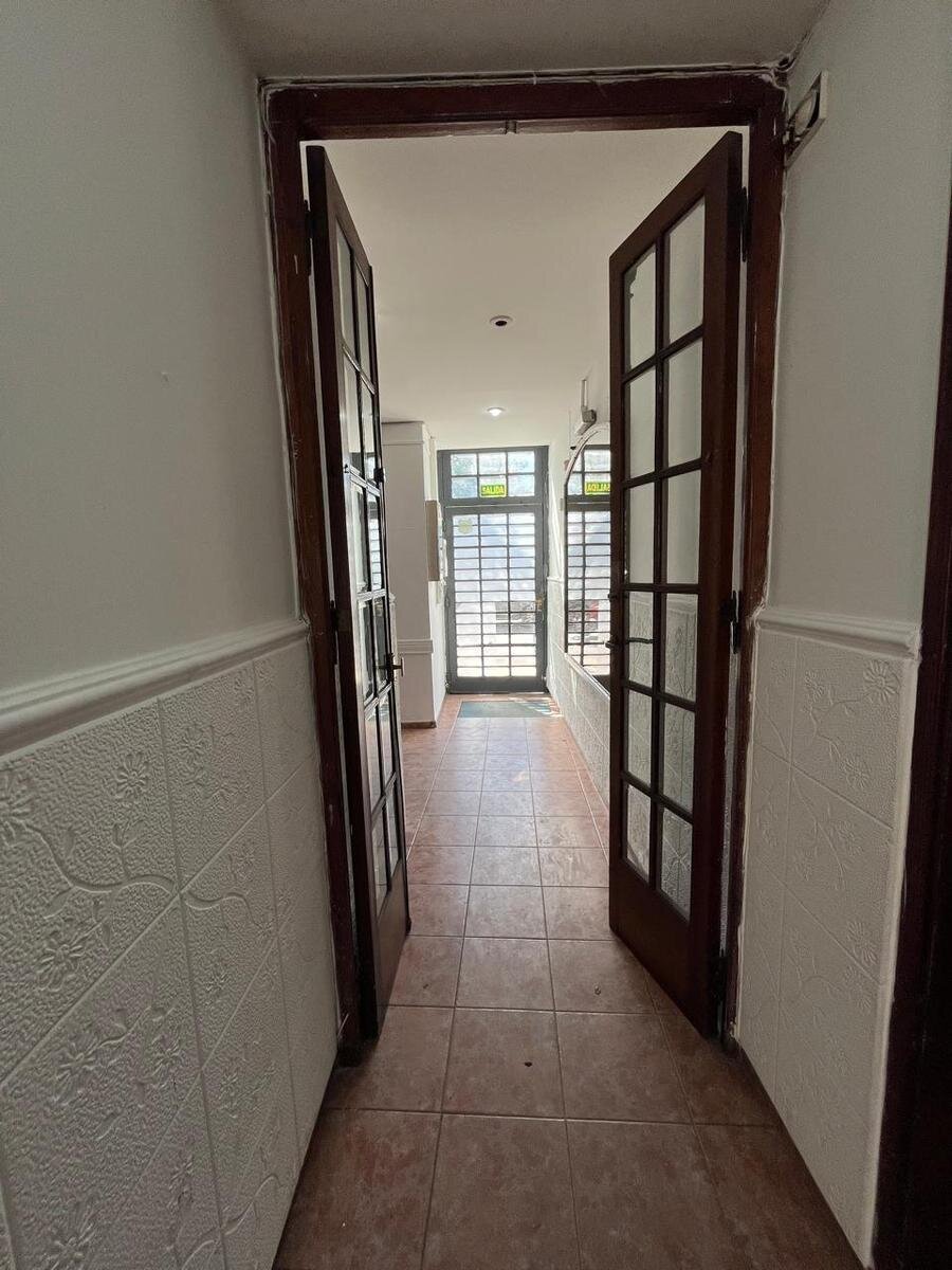 Avenida Castro Barros 453 - 8