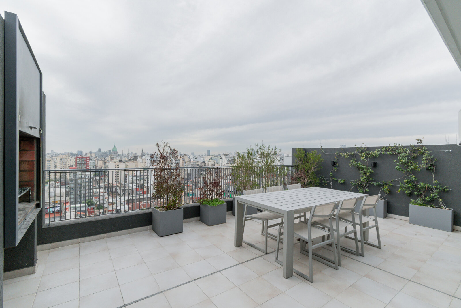VENTA. DPTO 2 AMBIENTES. LUMINOSO. C/BALCON. BALVANERA - 25