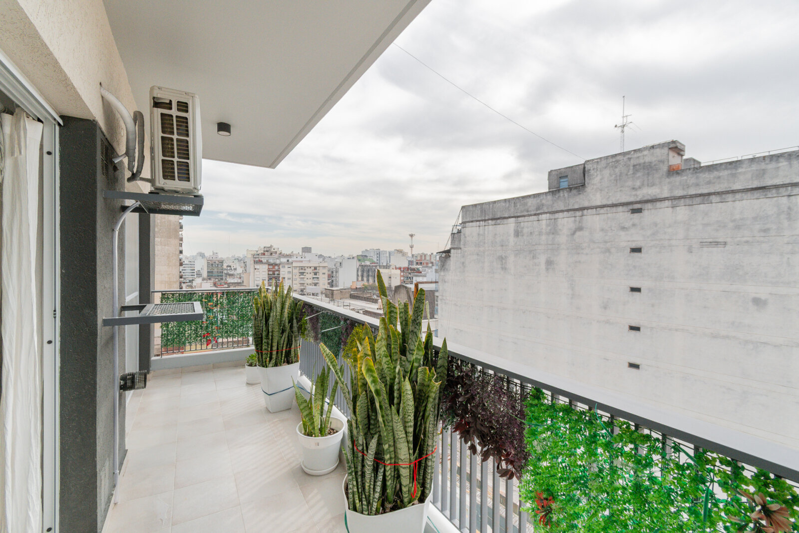VENTA. DPTO 2 AMBIENTES. LUMINOSO. C/BALCON. BALVANERA - 14
