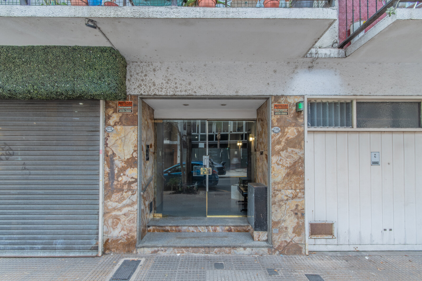 Venta. DEPTO 3 Amb c/ Dependencia. COCHERA CUBIERTA. Balcón corrido. Luminoso. Piso alto. Villa del Parque - 34