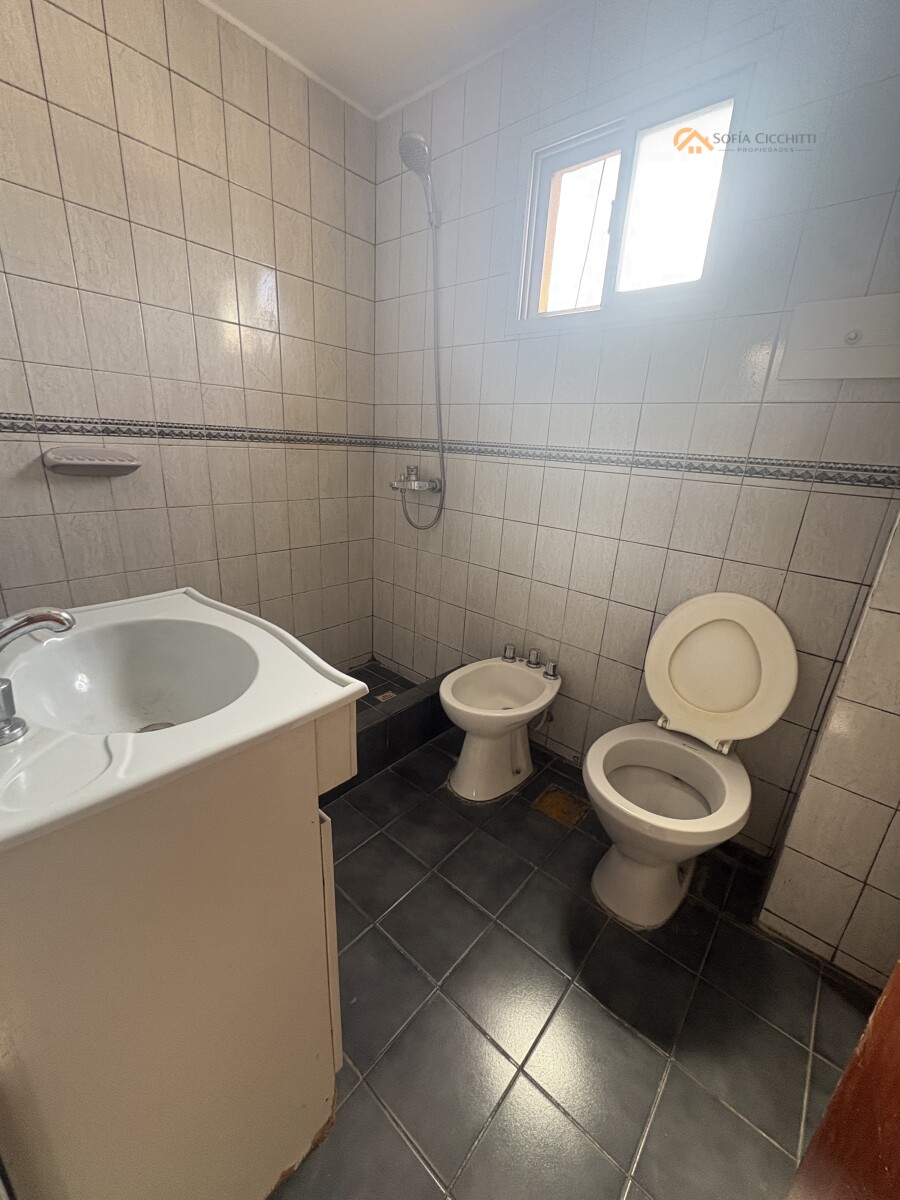 EN VENTA -ROSARIO- BARRIO LOURDES - 16