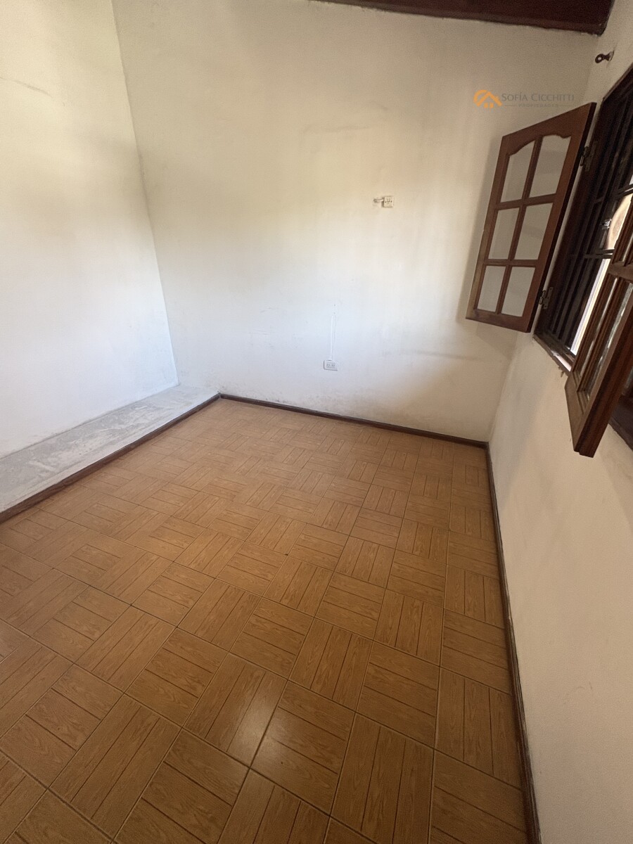 EN VENTA -ROSARIO- BARRIO LOURDES - 13