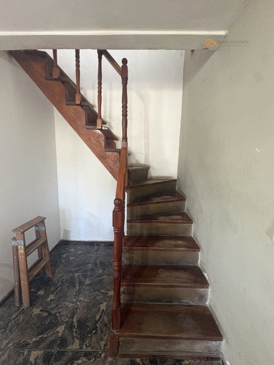 EN VENTA -ROSARIO- BARRIO LOURDES - 17