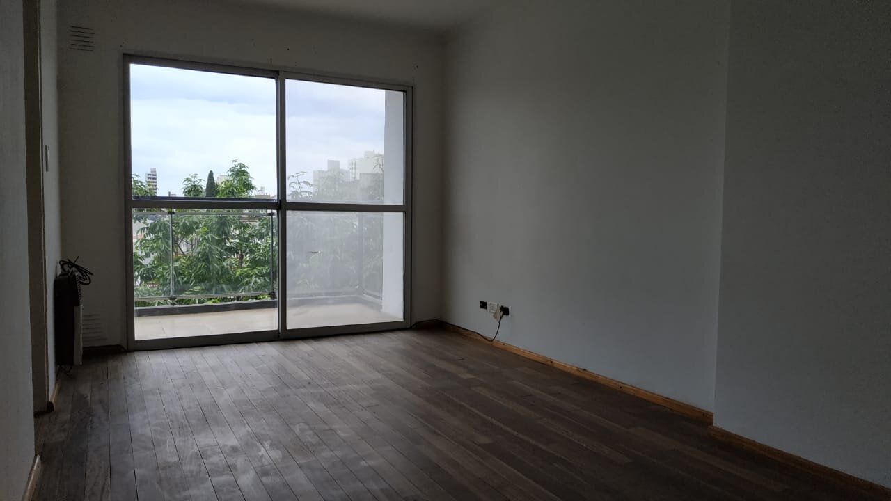 1 dormitorio al frente - 7
