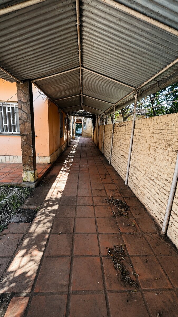 Venta casa 2 dormitorios Fisherton. Reciclar — foto 5