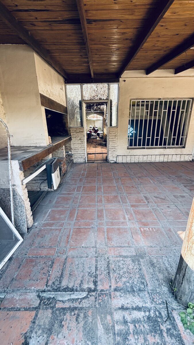 Venta casa 2 dormitorios Fisherton. Reciclar — foto 12