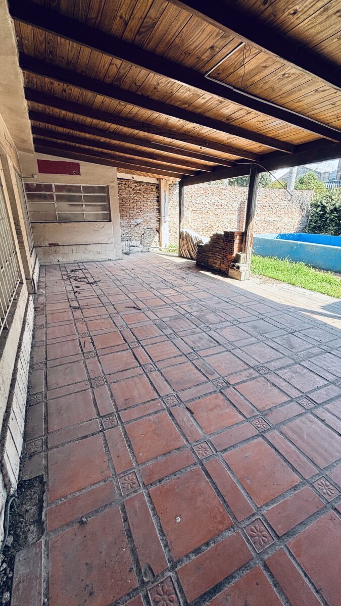 Venta casa 2 dormitorios Fisherton. Reciclar — foto 6