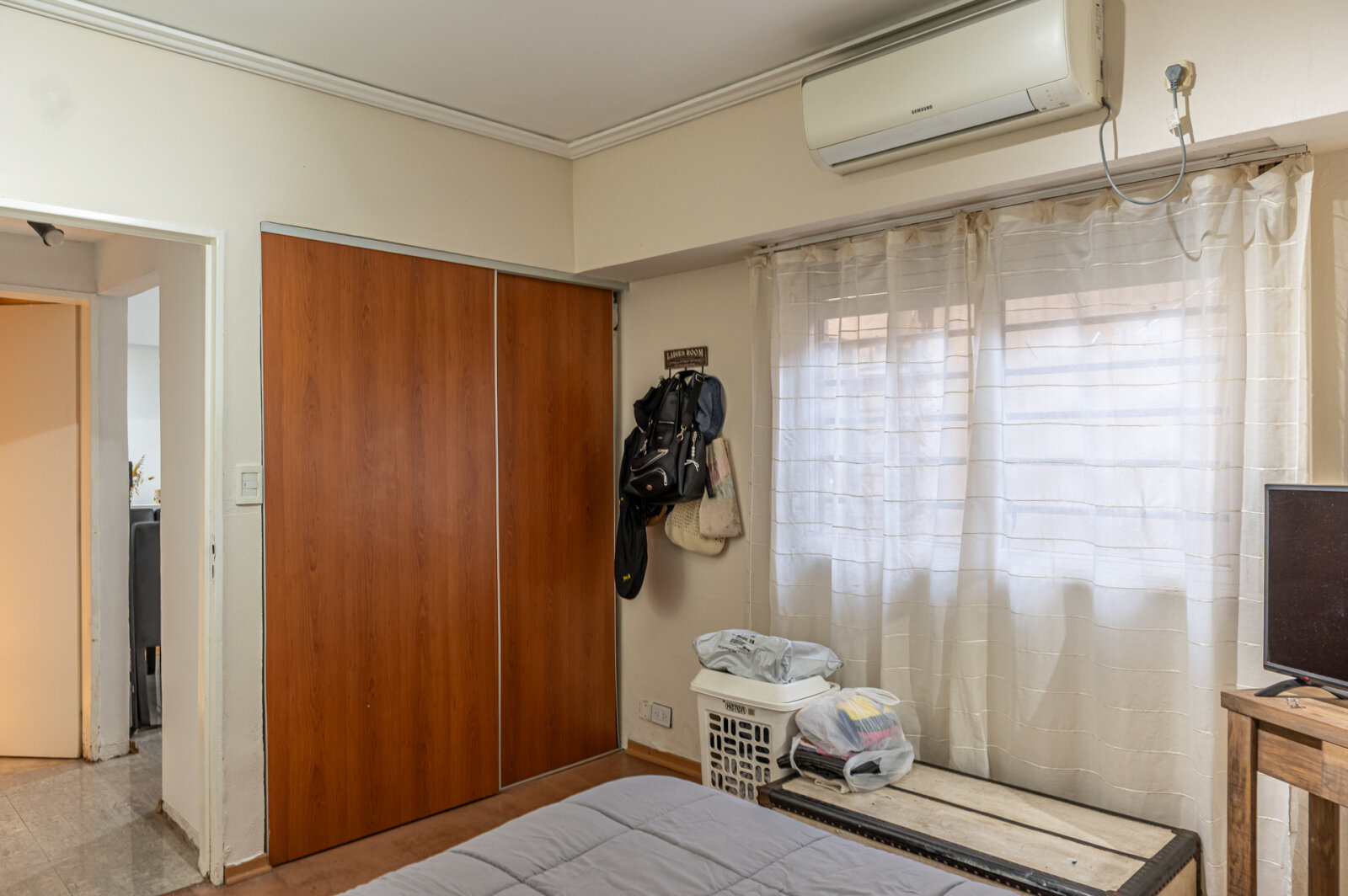 Venta 2 ambientes con patio propio y lavadero – Plaza Güemes, Palermo - 3