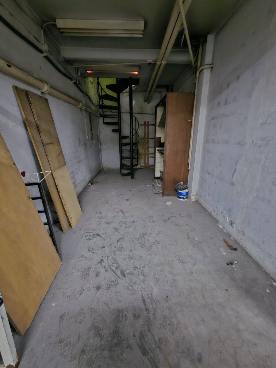 Local a Reciclar con sótano y entrepiso en el corazón de Retiro PB 44M2 - 13