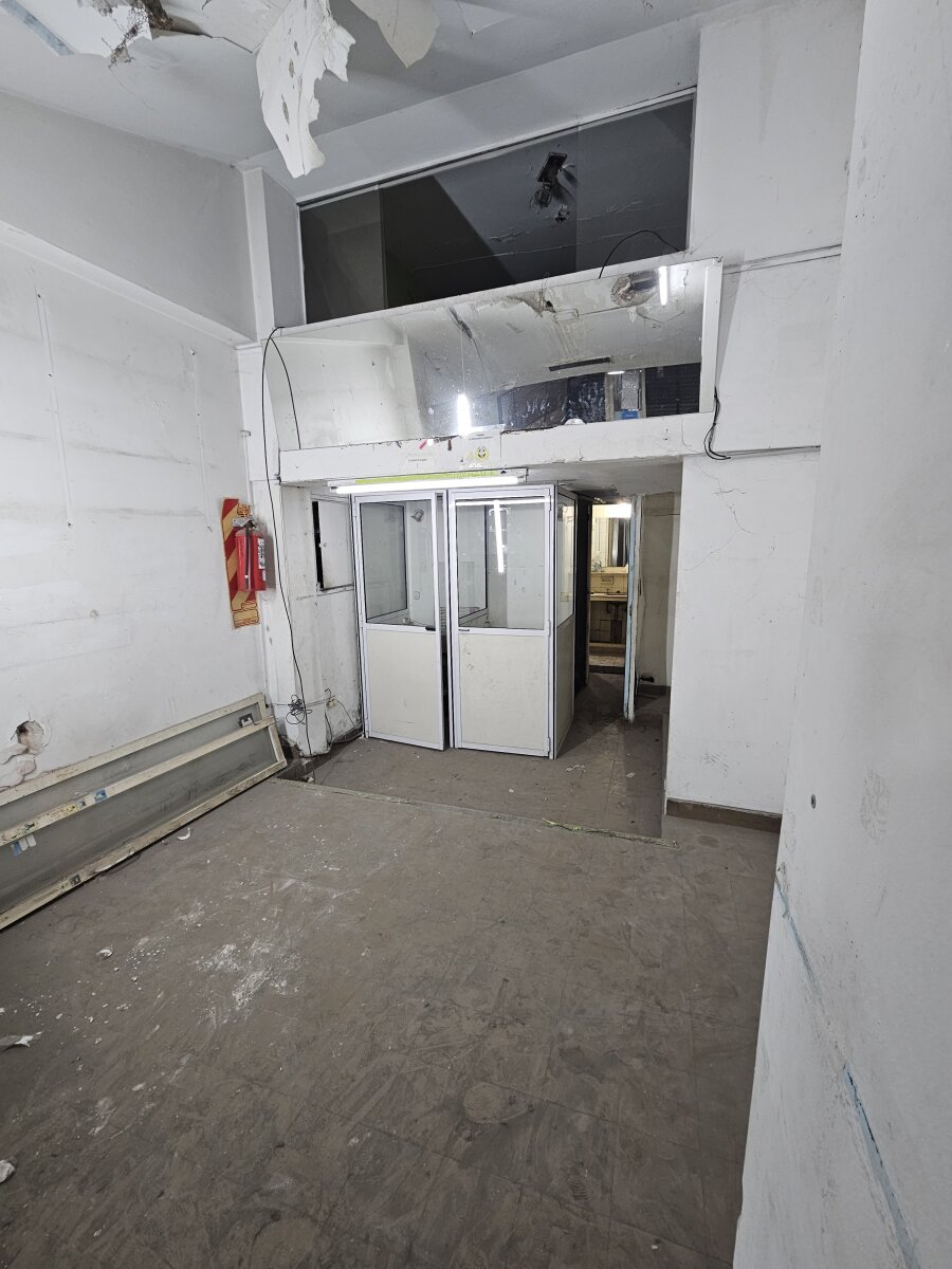Local a Reciclar con sótano y entrepiso en el corazón de Retiro PB 44M2 - 6