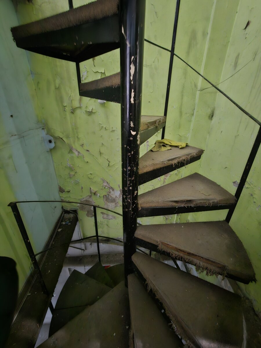 Local a Reciclar con sótano y entrepiso en el corazón de Retiro PB 44M2 - 11