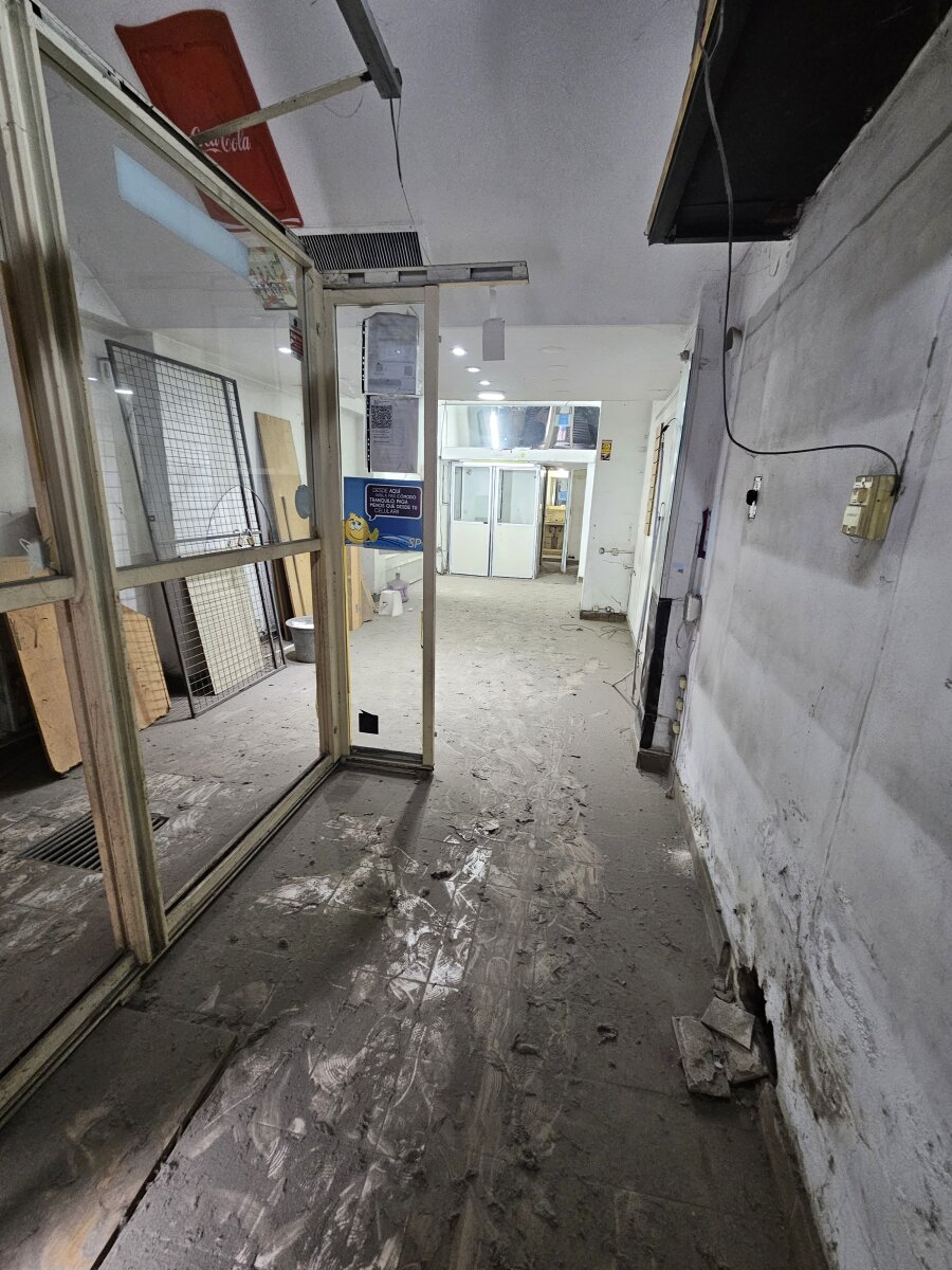 Local a Reciclar con sótano y entrepiso en el corazón de Retiro PB 44M2 - 7