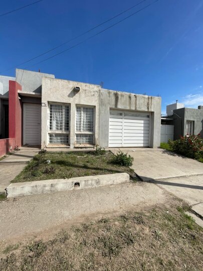 SE VENDE CASA UNIVERSITARIO DE HORIZONTE