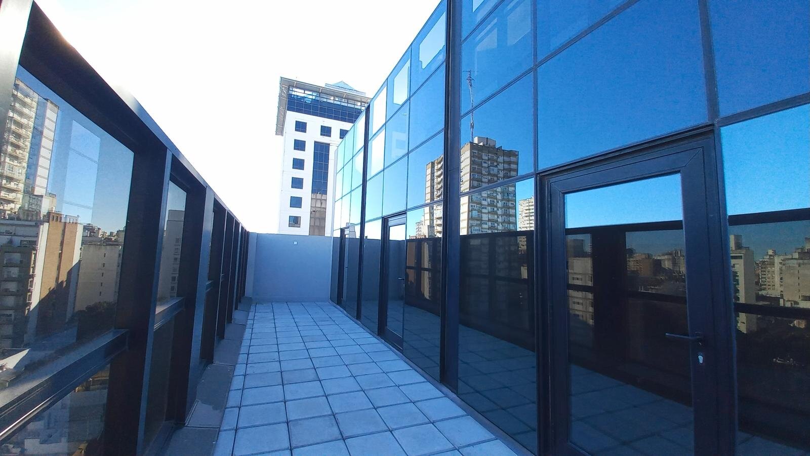 Alquiler edificio oficinas piso exclusivo catamarca 1100 - 1