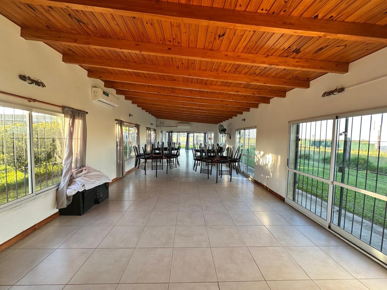 Venta local comercial Funes Norte - Av. Obeid 1400 - 16