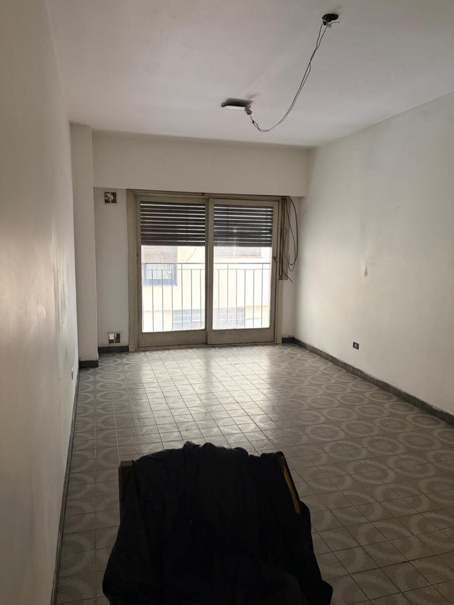 Depto 4 amb balcon corrido al frente lumuniso(dos deptos unidos ) — foto 9