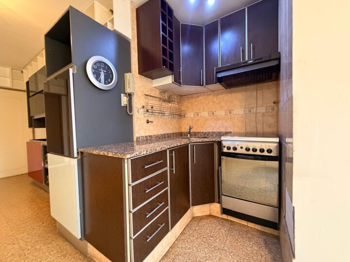 Oficina en venta con balcon en el centro