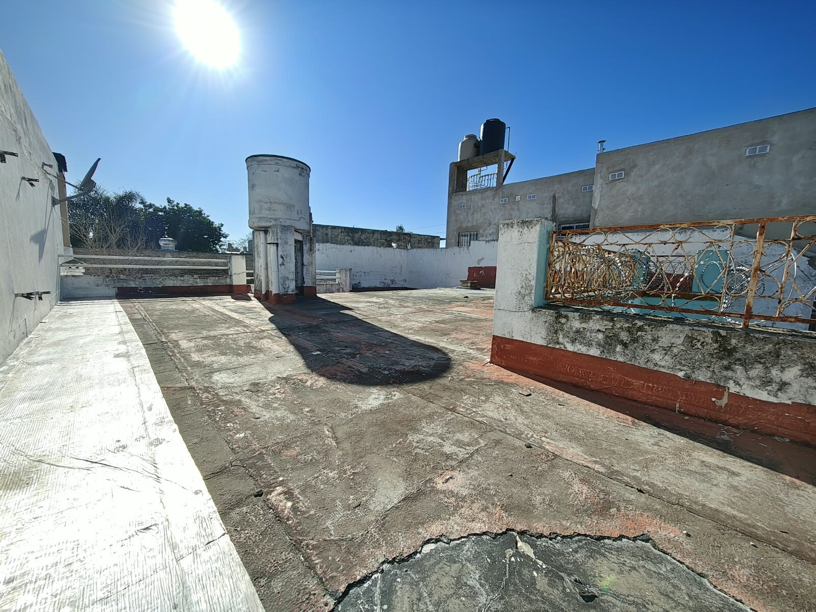 V. Ballester - Casa en lote propio a reciclar! - 7