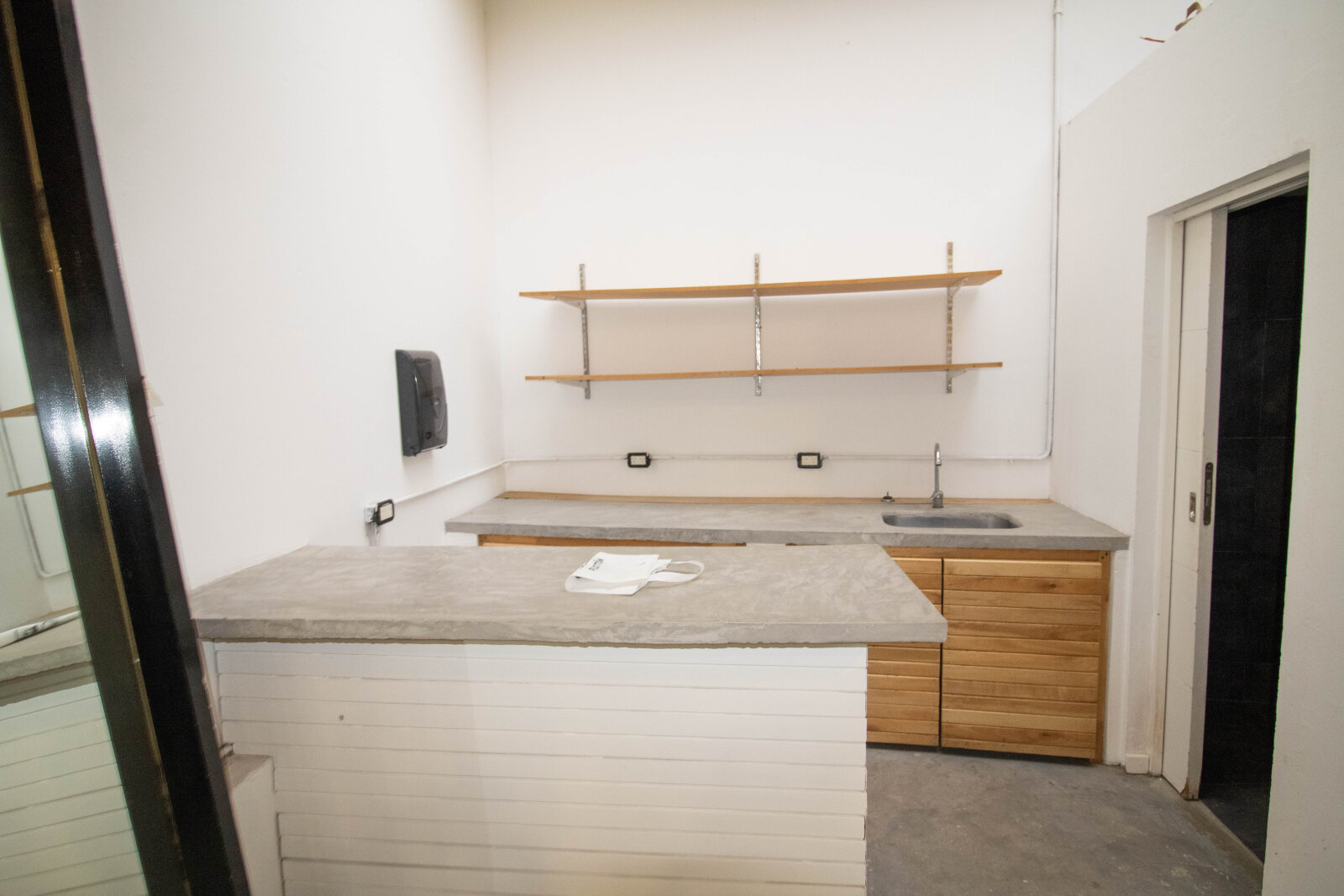Local 5 Ambientes en Alquiler - Patio, terraza y garage - 254m² - Palermo - 17