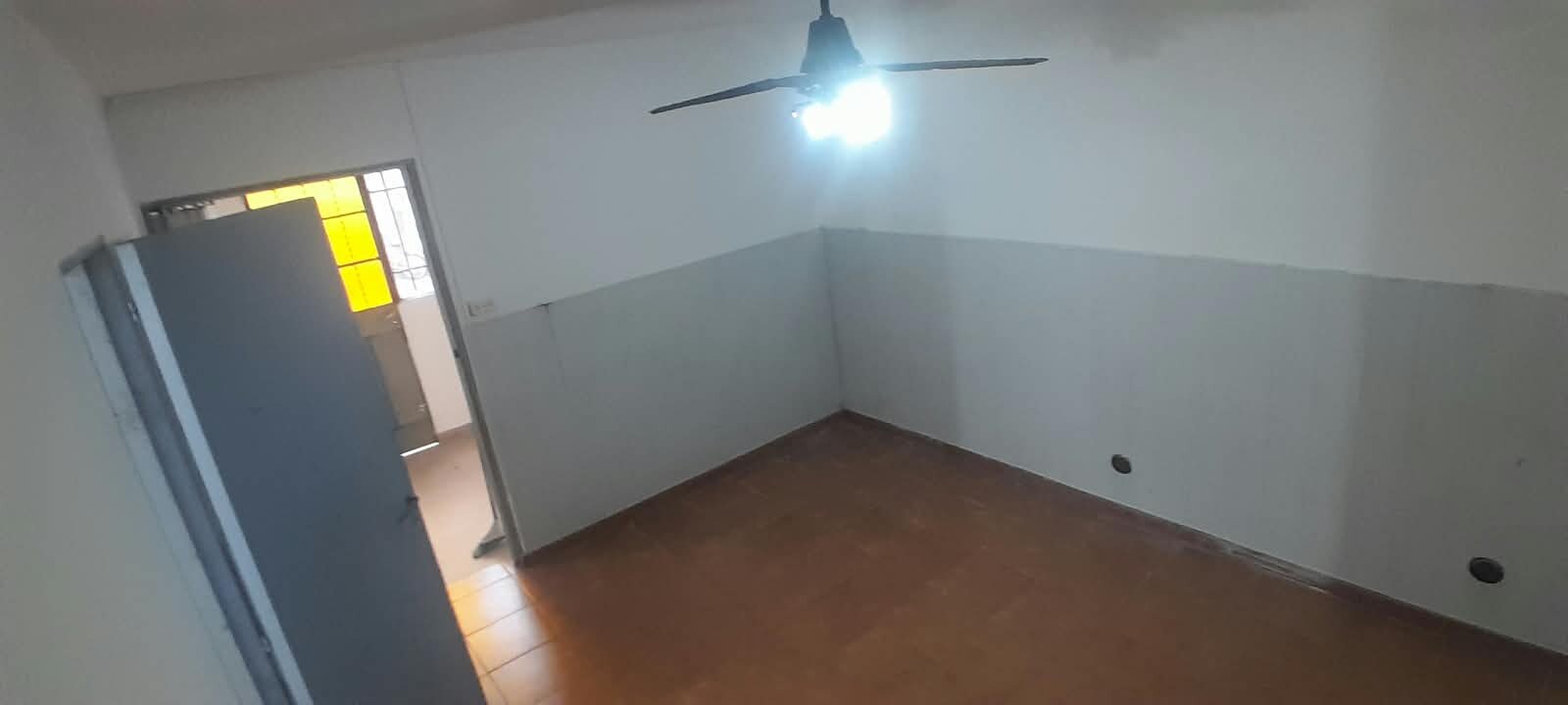 CASA DE 2 DORMITORIOS CON COCHERA INGRESO COMPARTIDO - 11
