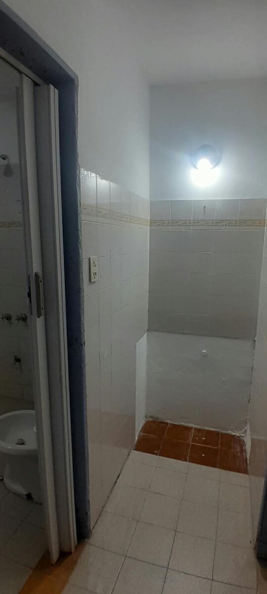 CASA DE 2 DORMITORIOS CON COCHERA INGRESO COMPARTIDO - 10