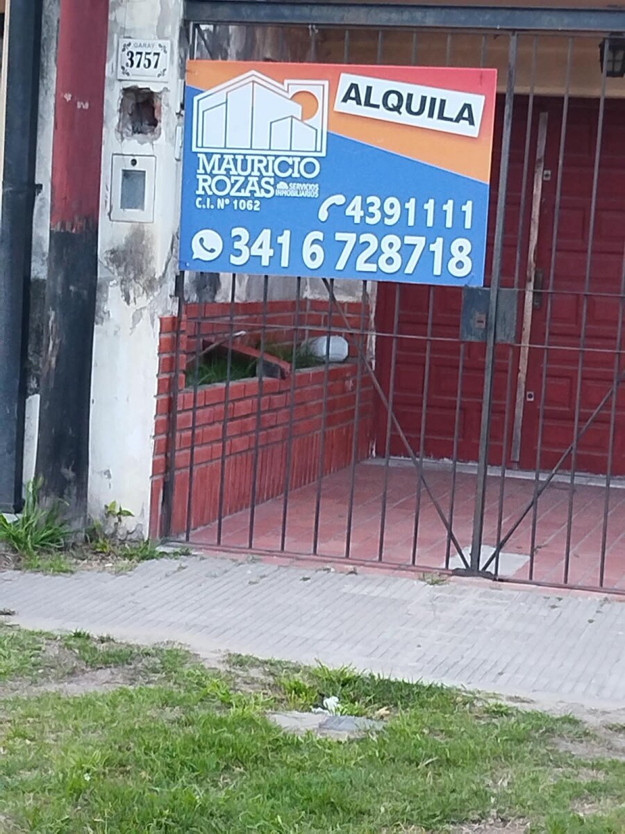 CASA DE 2 DORMITORIOS CON COCHERA INGRESO COMPARTIDO - 16