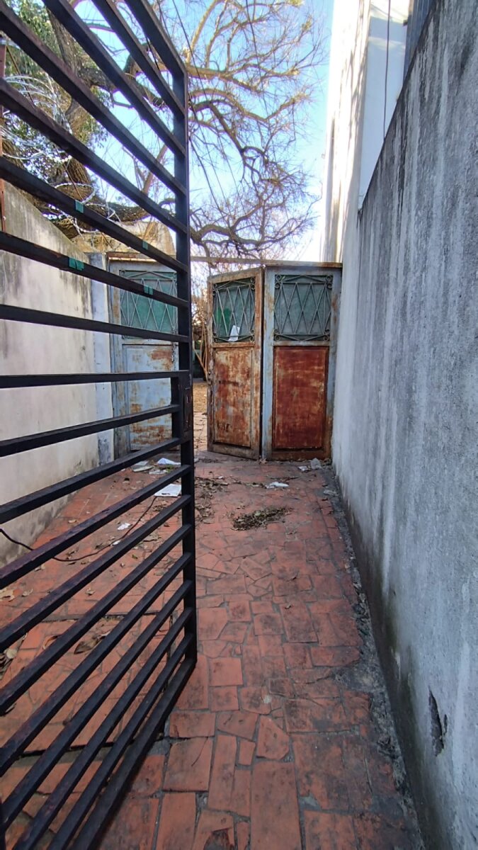 Lote interno en Arroyito, a 50 mts de Av. Alberdi - 2