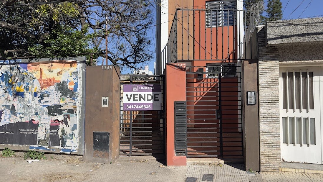 Lote interno en Arroyito, a 50 mts de Av. Alberdi - 1