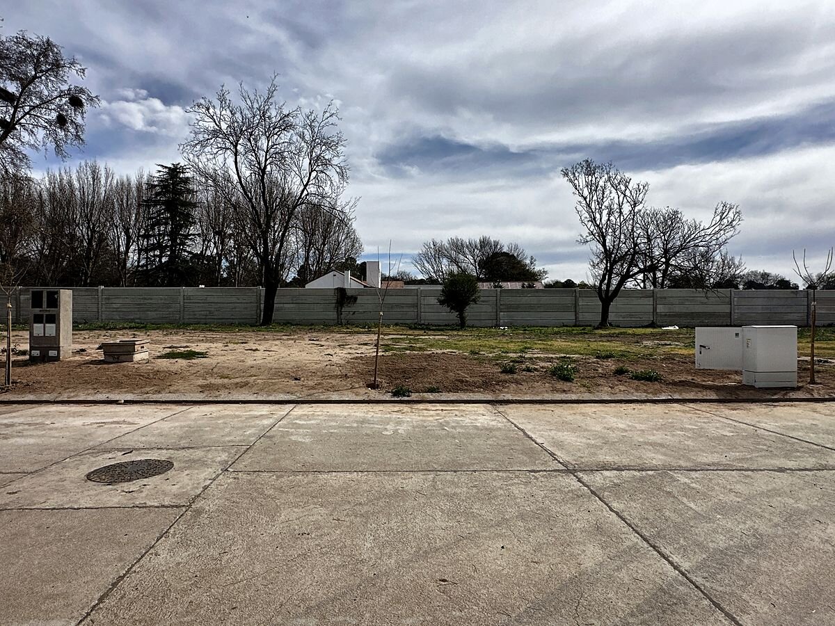 Lote 361 m² apto dúplex, frente al este, en La Calandria II · Mza 28 Lt 13 — foto 4