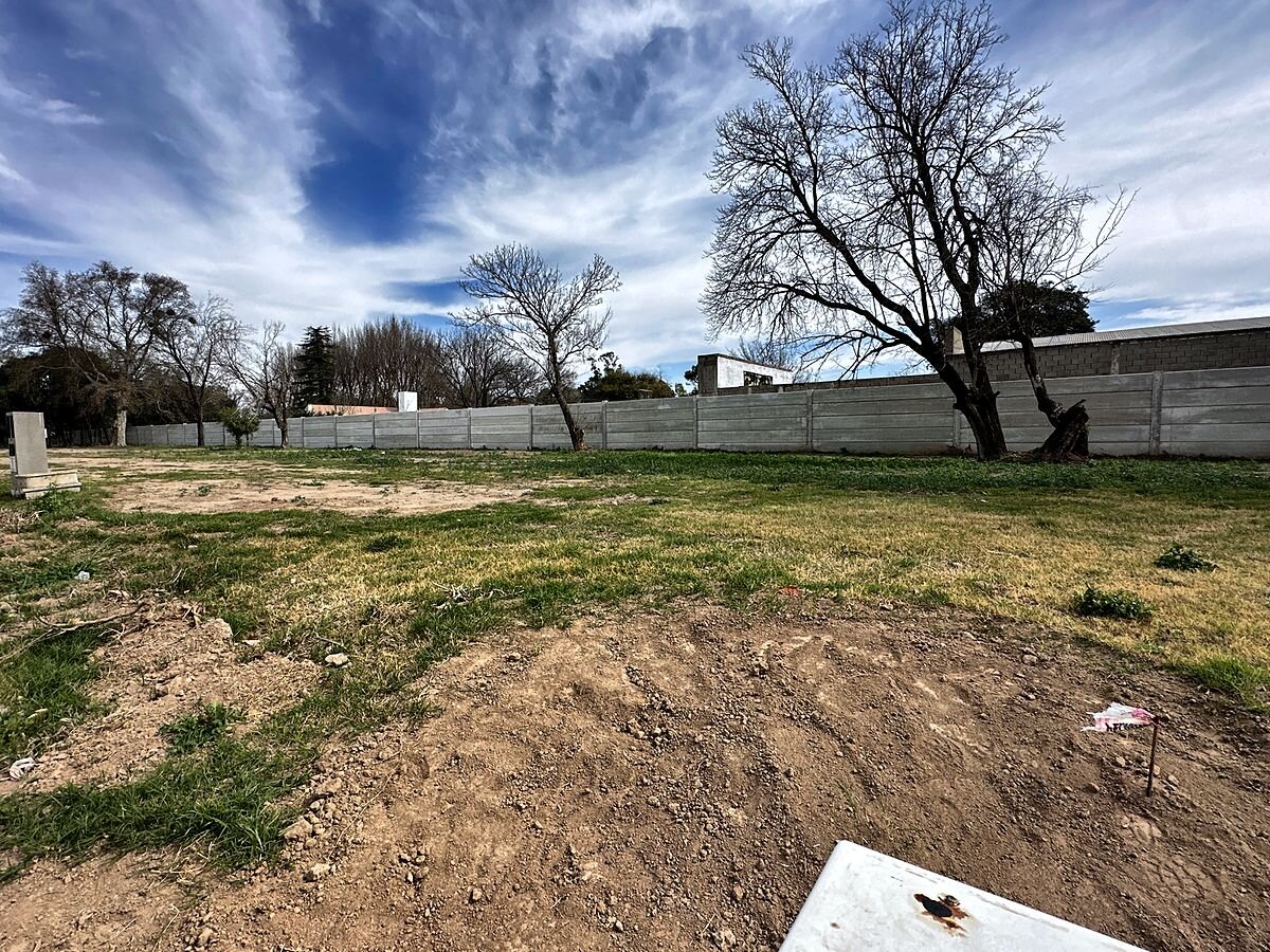 Lote 360 m² apto dúplex, frente al este, en La Calandria II · Mza 28 Lt 9