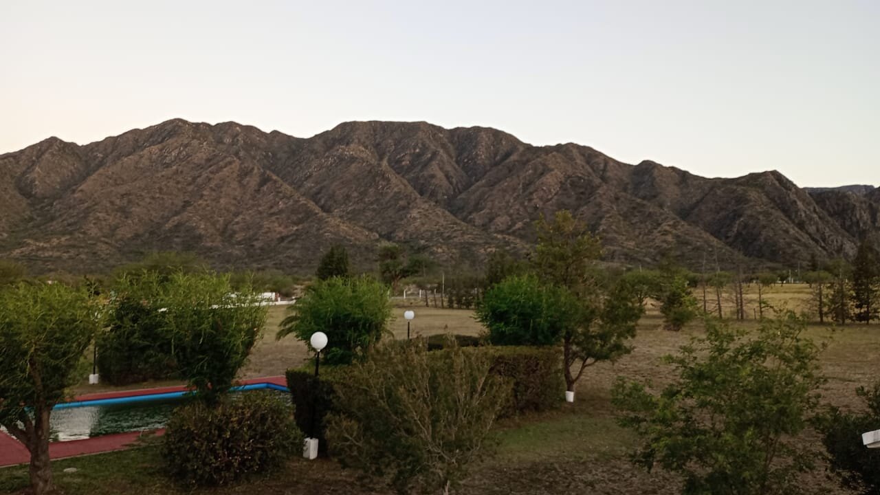 HOTEL LUJAN A LA VENTA - 1