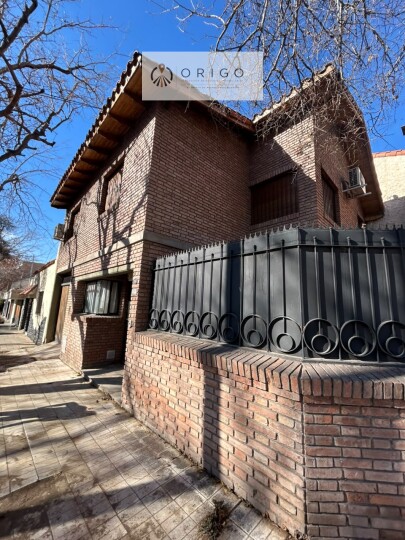 Hermosa Casa en la Quinta Sección · foto 2