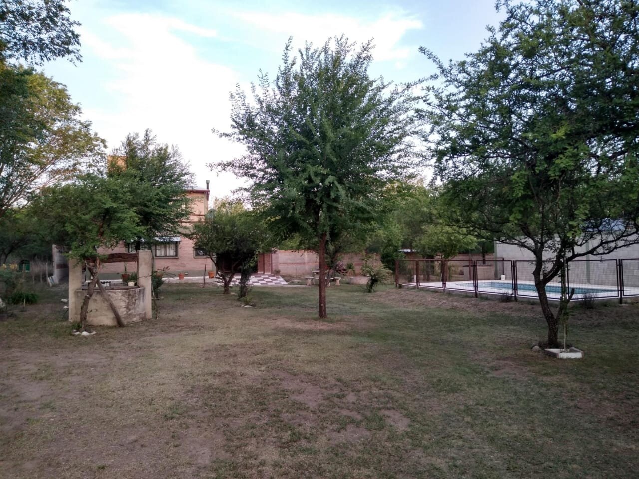 VENTA CASA 2 DORMITORIOS B° EL CONDADO COSQUÍN - 28