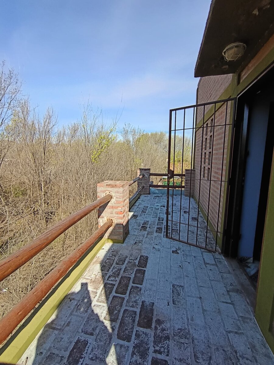 VENTA CASA 2 DORMITORIOS B° EL CONDADO COSQUÍN - 25