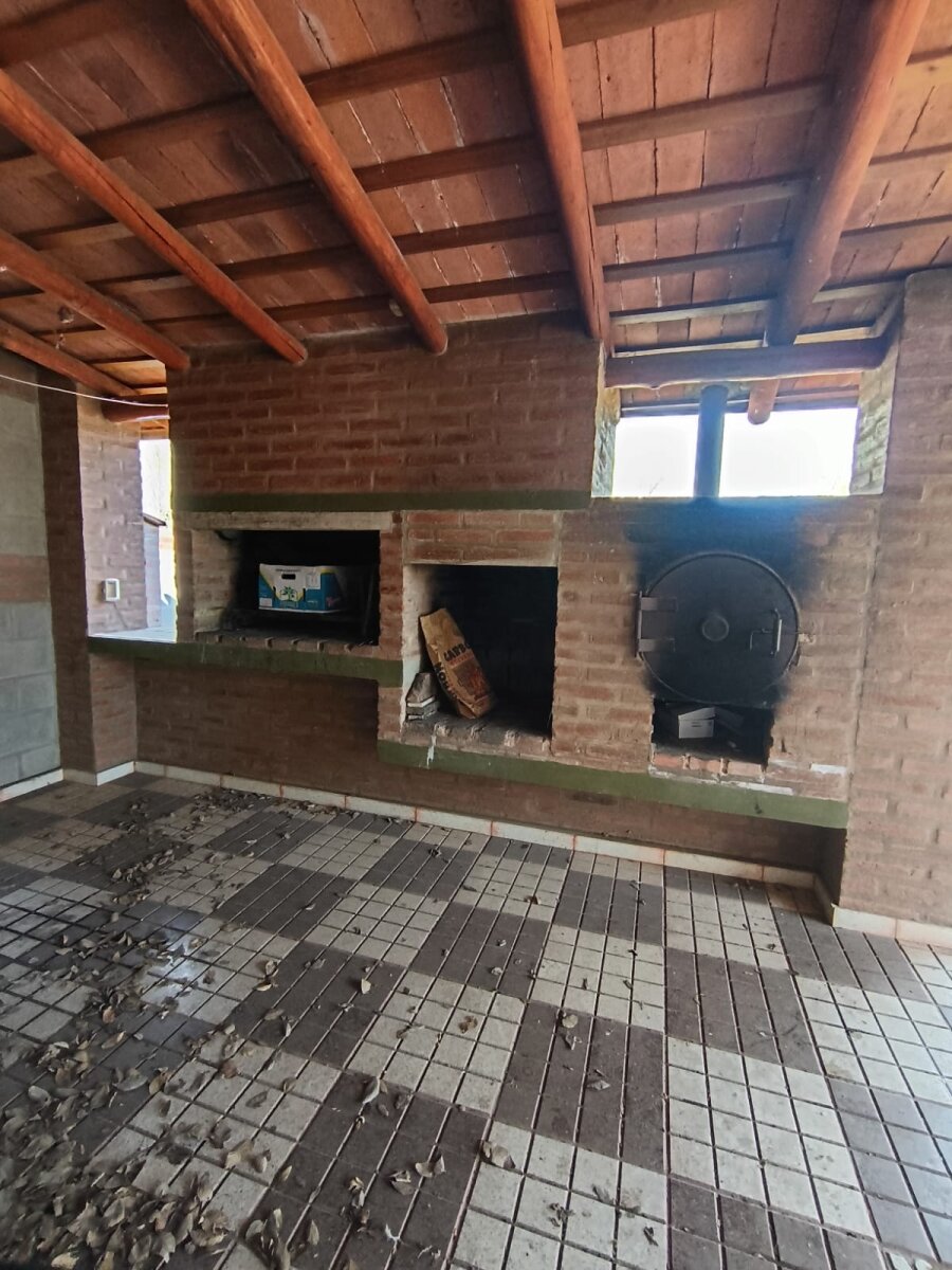 VENTA CASA 2 DORMITORIOS B° EL CONDADO COSQUÍN - 15