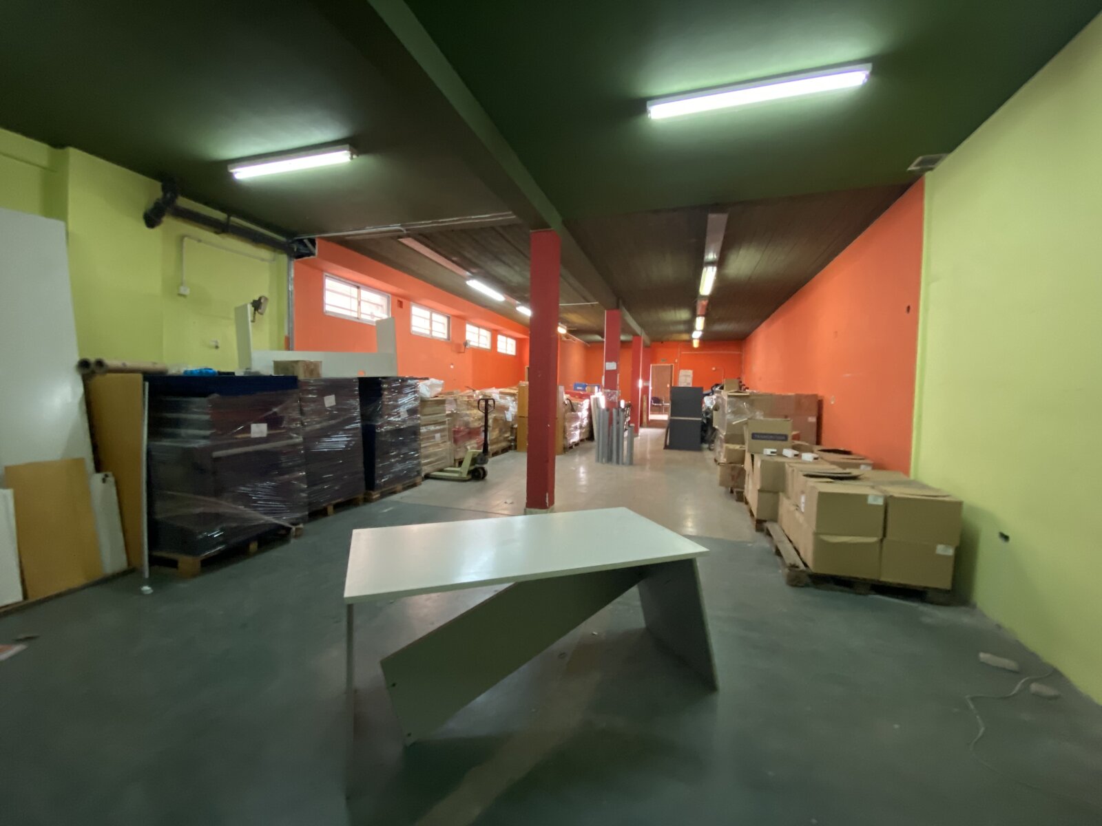 Galpón + oficinas en venta Mataderos! - 1