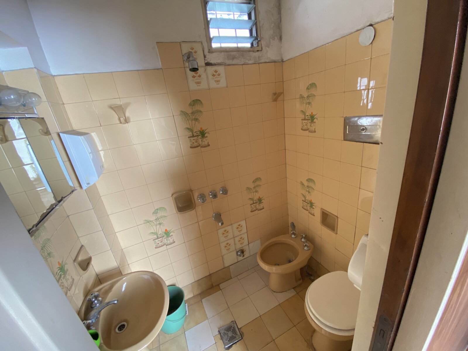 Galpón + oficinas en venta Mataderos! - 5