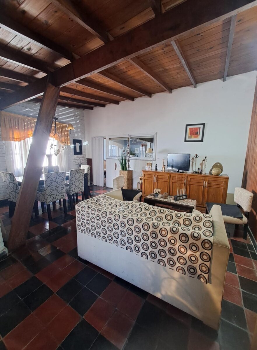 CASA EN VENTA - 4