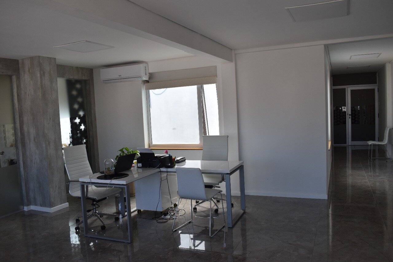 ALQUILER OFICINA CORDOBA 1110 - 7